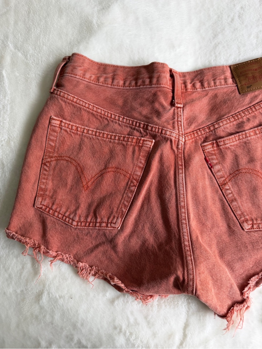 Levi’s 501 Denim Shorts Salmon Pink Size 30 - Picture 7 of 10